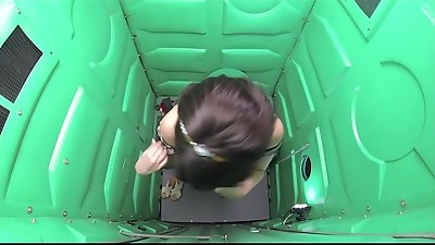 Porta Gloryhole Thick teen swallows explosions of cum parking lot