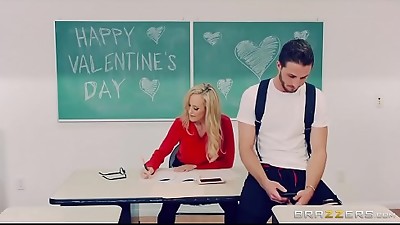 Brazzers - Brandi Love - Immense Tits At College