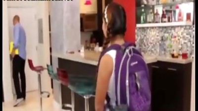 Colegiala caliente da su virgo por dinero pervertida morena joven enculada muy duro por vergon