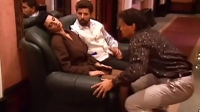 Alice Gets an Anal Threesome