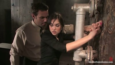 Sasha Grey loves being tormented and plumbed in terrific Domination & submission clip