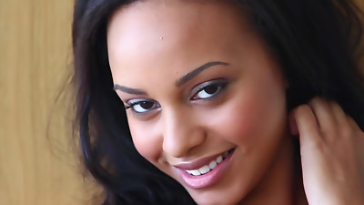 Her beaver lips are titillating