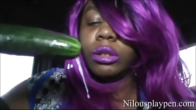 Grocery Shopping Makes A Housewife Super-naughty For Cucumbers : Nilou Achtland