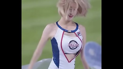 公众号【91报社】韩国拉拉队长性感制服热舞