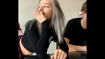 Flick completo algu&eacute_m?