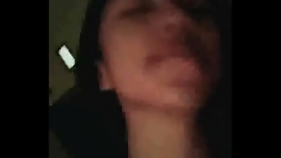 Doggi Sambil ciuman   Total video https://ouo.io/zQ89mg