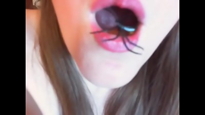 A indeed strange and super fetish movie spiders inwards my pussy and mouth