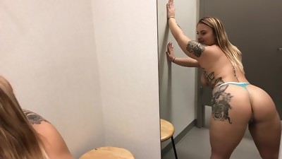 PUBLIC PAWG RIDES Fuck stick IN DRESSING Apartment
