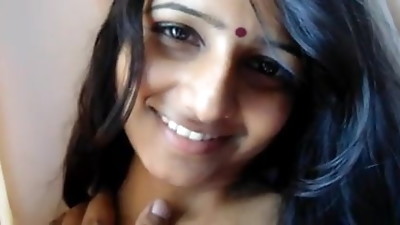 Beautiful Kerala girl sexy video taken by boyfriend Part 01