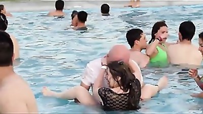 SEXO PISCINA CHILENA VERANO CALIENTE