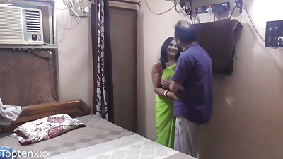 Having sex with Desi sexy Bhabhi.. viral with clear audio
