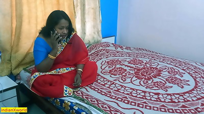 Indian Bengali bhabhi cheating with husband! Fucking with sex friend in room no. 203!!