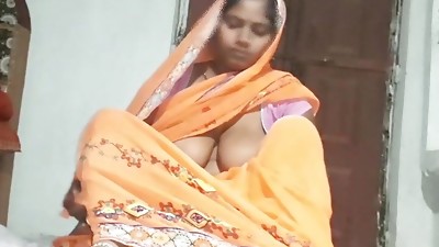 Sexy and sweet bhabhi fingerblasting her cremie pussy and fucked hard