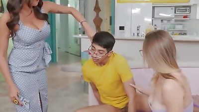 Interchange Student Diego Meets His Naughty Host Armani Dark-hued Her Stepdaughter Kyler Quinn - Brazzers