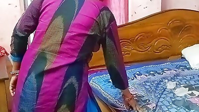 I fuck my stepmom while my stepsister is not the room - desi tumpa