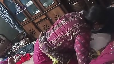 nude bare dudhwali sudipa bhabhi ko ricksawala ne chod dala  100%