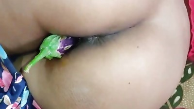 Indian Newly Marriage Couple Fucking With Brinjal Hardcore Sex Hindi Video