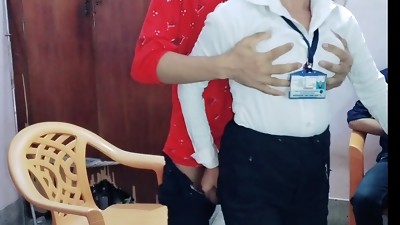 Splendid staff ko dono chief milke choda