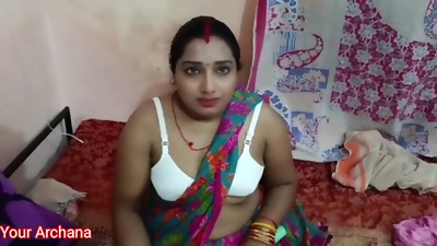 Kaam wali Bai ka sath sex kiya room possessor